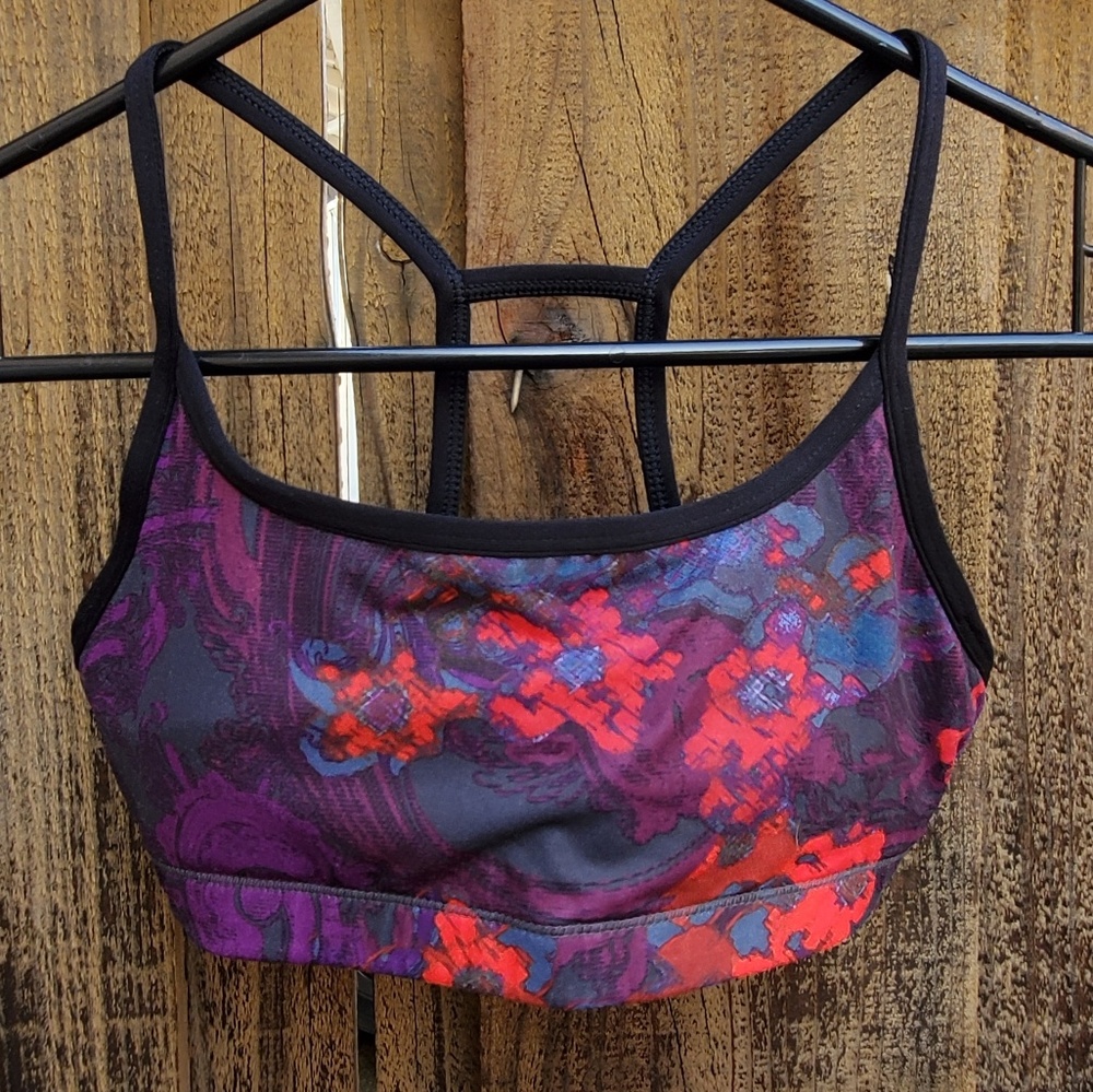 Fabletics Bra (includes padding)